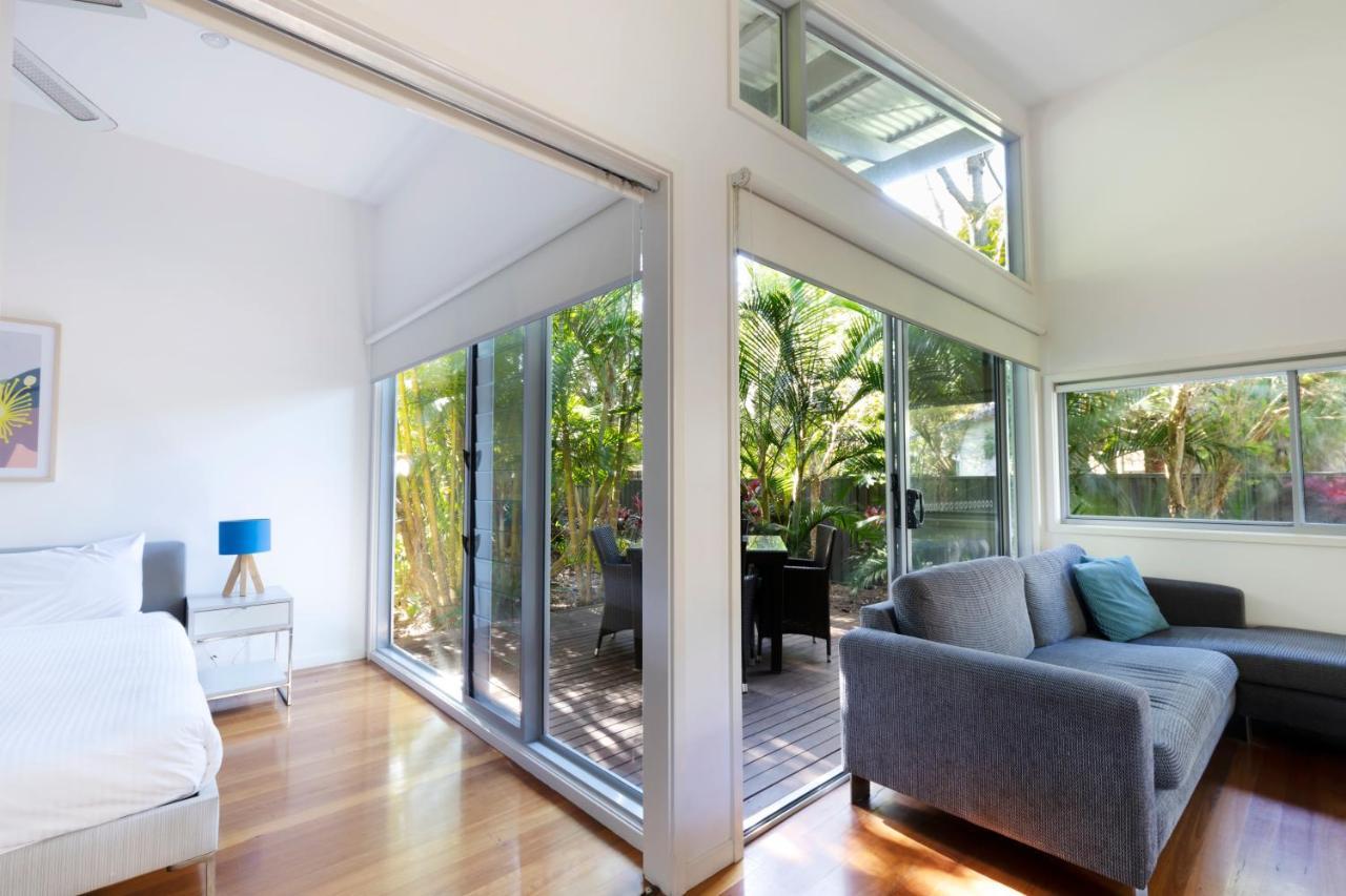 Mobys Beachside Retreat Blueys Beach Exterior foto