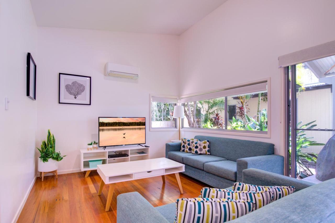 Mobys Beachside Retreat Blueys Beach Exterior foto