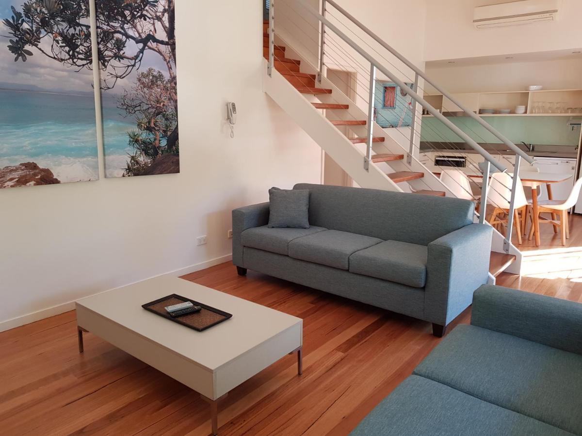 Mobys Beachside Retreat Blueys Beach Exterior foto