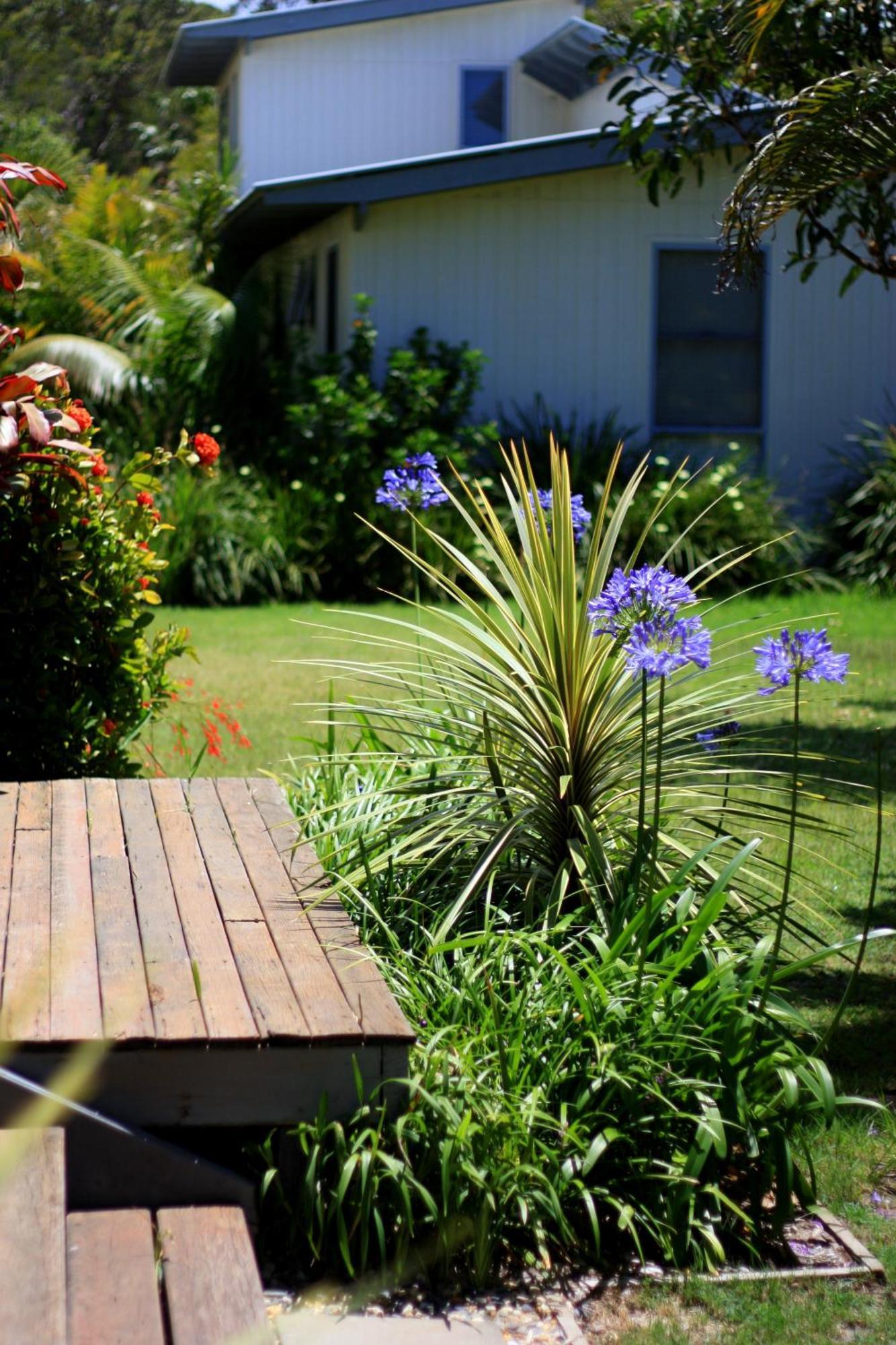 Mobys Beachside Retreat Blueys Beach Exterior foto
