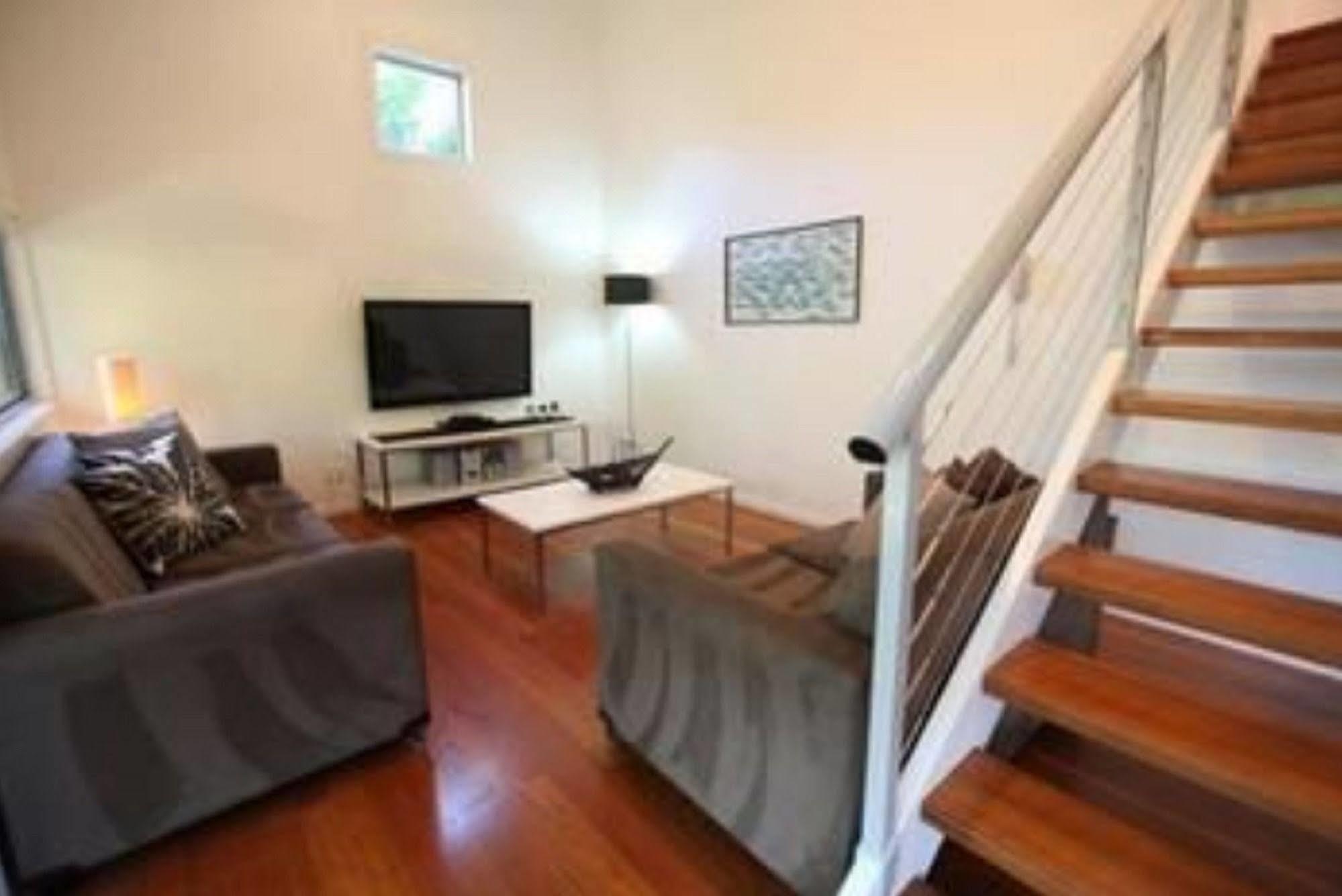 Mobys Beachside Retreat Blueys Beach Exterior foto